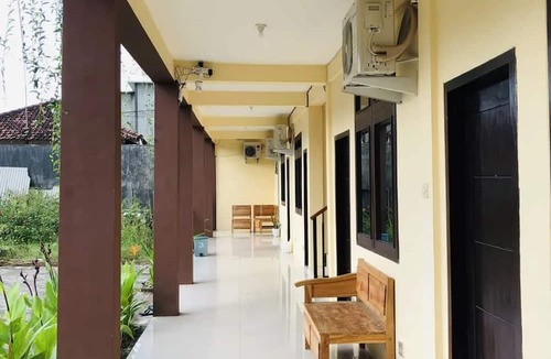 Banyuwangi House | Homestay Calliandra