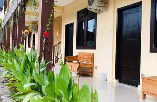 Banyuwangi House | Homestay Calliandra