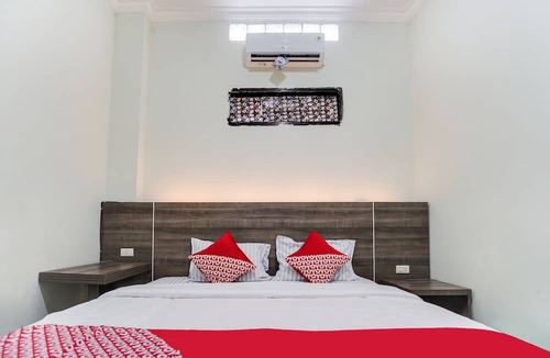 West Pesisir Hotel | OYO 91711 Grand Ansara Mentari Residence