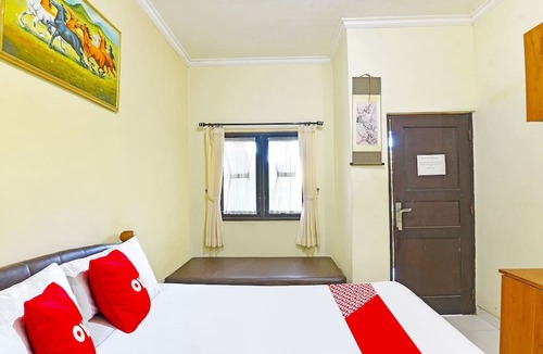 Gatot Subroto Hotel | Capital O 91406 Agus Jaya Residence
