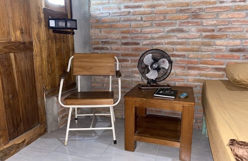 Bangunjiwo House | StayBareng di Kasongan