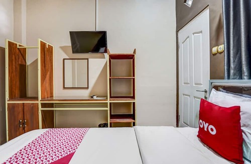 Mojokerto Hotel | OYO Flagship 90886 Sunset View Homestay