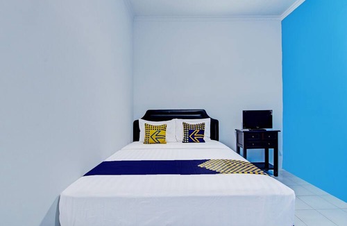 Sei Pinang Hotel | SPOT ON 92179 Latinos House