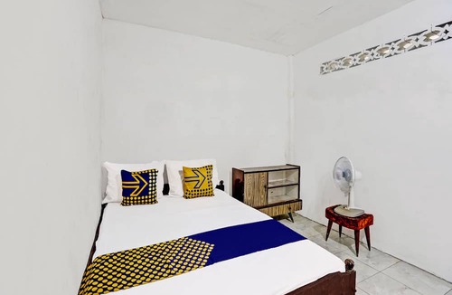 Mojokerto Hotel | Hotel O Sidomulyo Kost Syariah