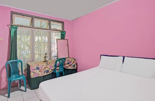 Tondano Hotel | SPOT ON 92278 Hotel Vorel