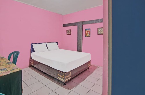 Tondano Hotel | SPOT ON 92278 Hotel Vorel