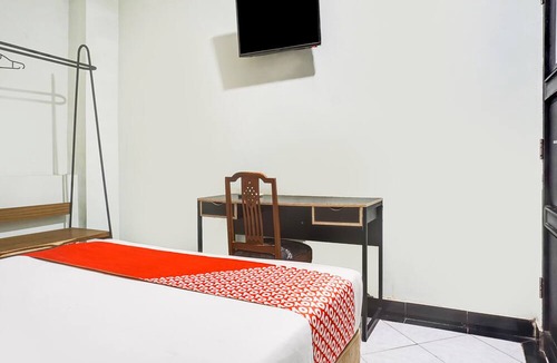 Panakkukang Hotel | Hotel O Makassar near Mall Panakukkang formerly Sayang Home Stay
