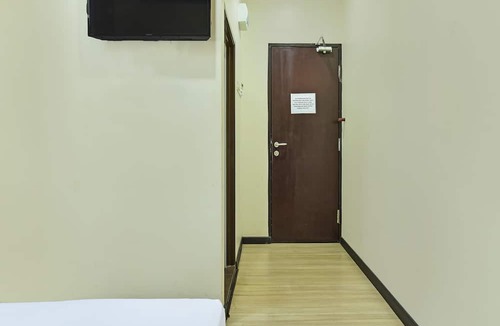 Sukabumi Hotel | SPOT ON 91723 Sony Homestay Syariah