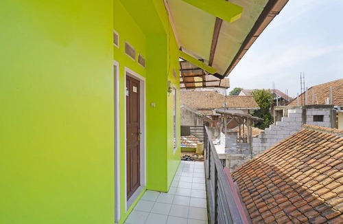 Bandung Hotel | SPOT ON 91545 Pondok Mukti Syariah
