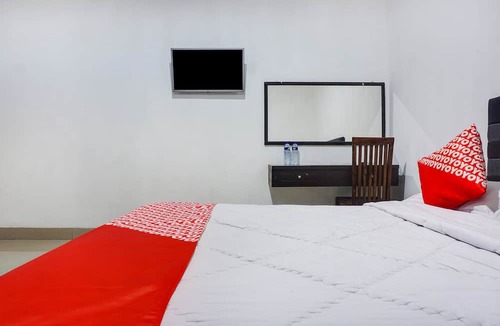 Panakkukang Hotel | OYO Flagship 91534 Wisma Metro Permai