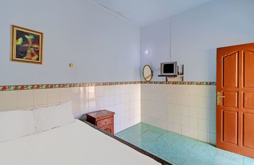 Banyubiru Hotel | Hotel O Sekar Jagat Near Pantai Baluk Rening