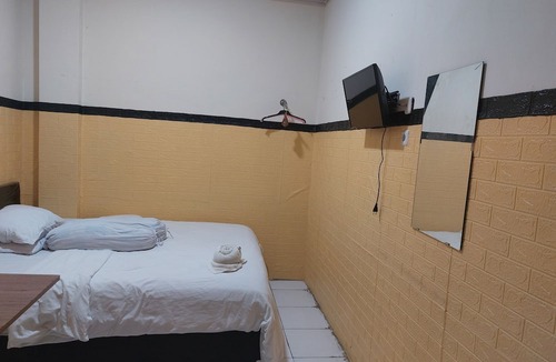 Tondano Hotel | Hotel O Mahendra HomestayNearTaman Wisata Bukit Rurukan