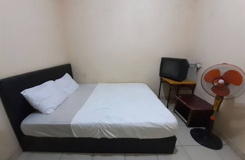 Pelalawan Hotel | Hotel O Wisma Jaya SyariahNearRM Beringin Indah