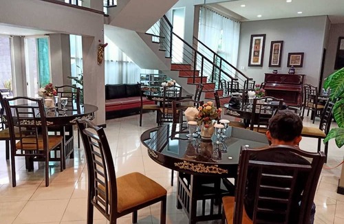 Padang House | Surya Palace Syariah