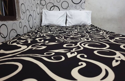 Dinoyo Hotel | OYO Life 92622 Jatiluhur Kost Syariah