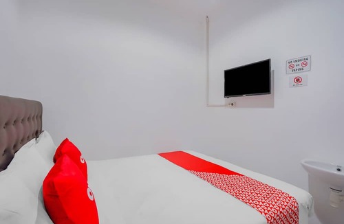 Surabaya Hotel | Hotel O A1 Pakis Argosari