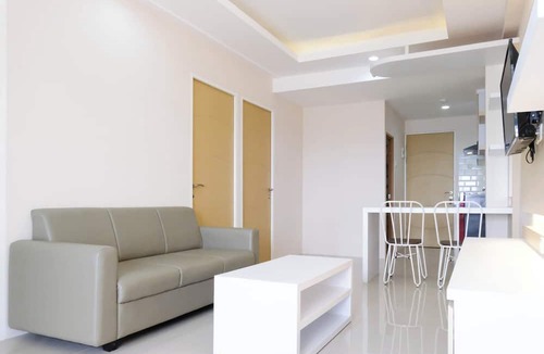 Surabaya Apartment | Elegant And Spacious 3Br At Bale Hinggil Apartment