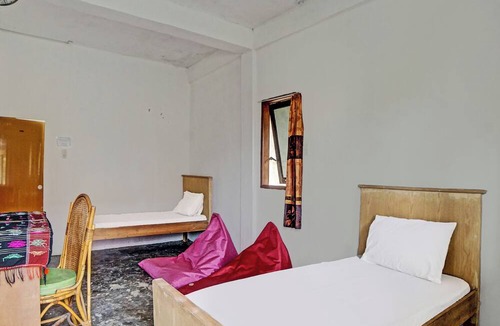 Pematangsiantar Hotel | OYO 92005 Jabu Sihol