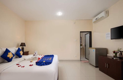 Legian Hotel | Hotel Lumbung Sari Legian