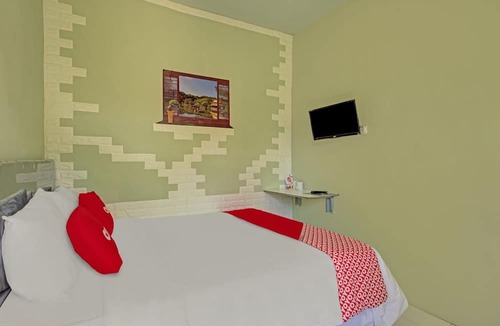 Trawas House | Hotel O Villa Inn App Trawas Bintaro Syariah