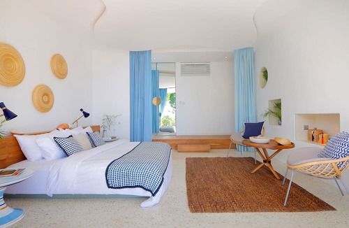 Mushroom Bay House | Villa Seascape by Elite Havens