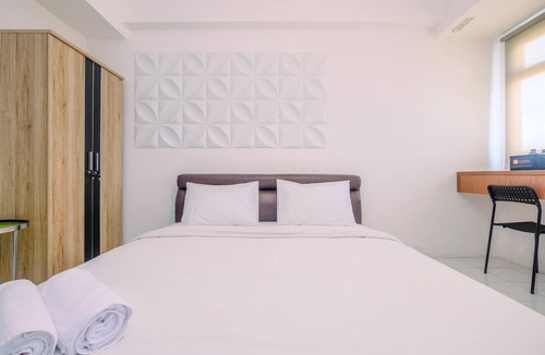 Gunung Putri Apartment | Cozy and Tranquil Studio Apartment at Gunung Putri Square