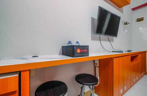 Cinere House | Best Deal and Cozy Studio Cinere Resort Apartment