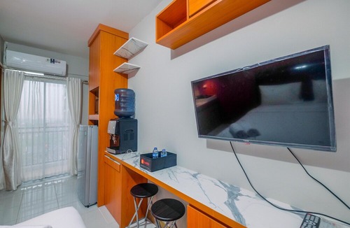 Cinere House | Best Deal and Cozy Studio Cinere Resort Apartment
