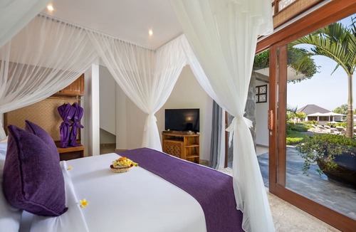 Saba Hotel | Swan Paradise A Pramana Experience