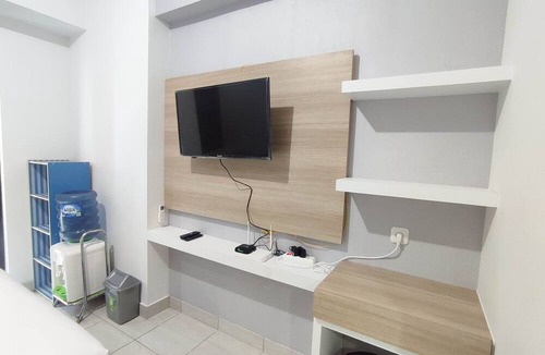 Jatingaleh Apartment | Cozy Living Studio At The Alton Apartment