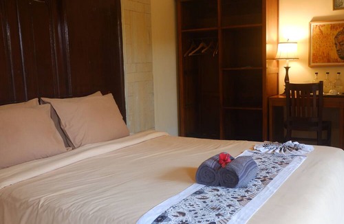 Mendut Hotel | Rumah Boedi Private Residence Villa