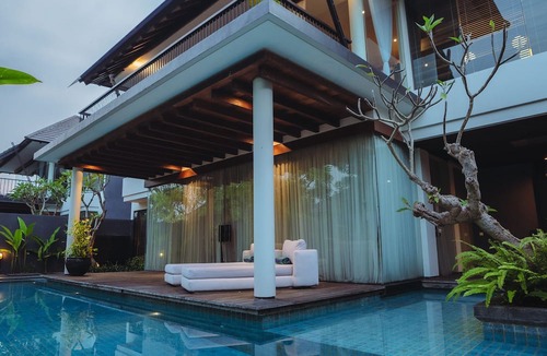 Petitenget Hotel | Javana Royal Villas