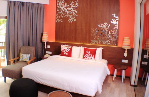 Pineleng Hotel | Mercure Manado Tateli Resort and Convention