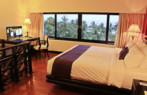 Pineleng Hotel | Mercure Manado Tateli Resort and Convention
