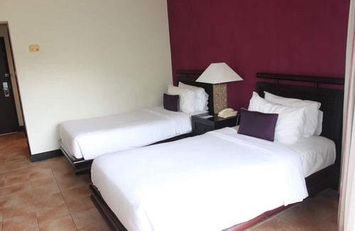 Pineleng Hotel | Mercure Manado Tateli Resort and Convention