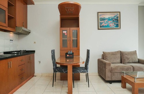 Kelapa Gading Barat Apartment | Comfy 2BR Apartment at City Home MOI Kelapa Gading