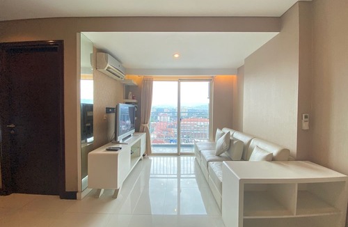 Braga Apartment | Deluxe & Well Appointed 2BR at El Royale Apartment