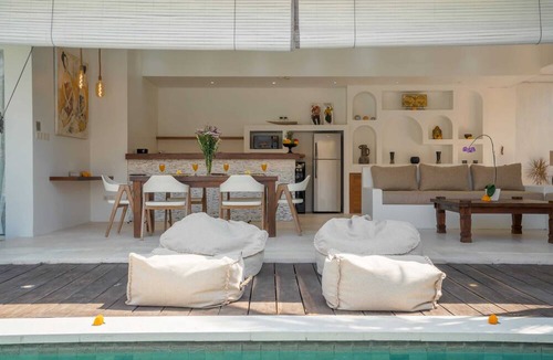 Sunset Road Villa | Villa Astaga