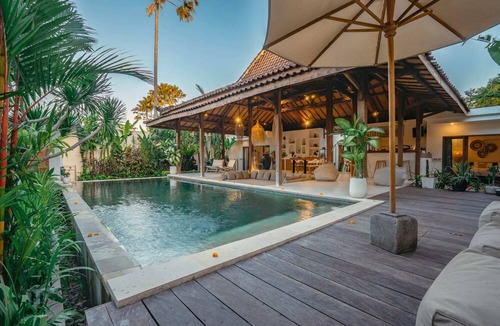 Sunset Road Villa | Villa Marula