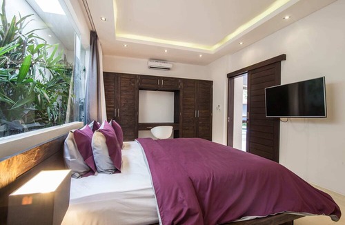 Sunset Road Villa | Villa Jago
