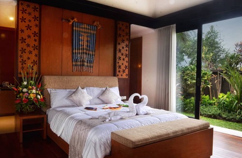 Gianyar Villa | Kori Maharani Villas - Two-bedroom Pool Villa 2