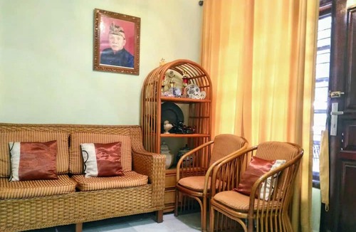 Kuta Selatan House | Widi House Nusa Dua -- sleeps six, near bay and beaches