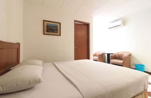 Kemang Hotel | Mroom Prapancha