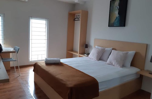 Grogol Utara House | UROOMS Senayan