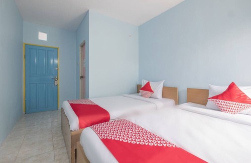 Makassar Hotel | OYO 2775 RF Homestay
