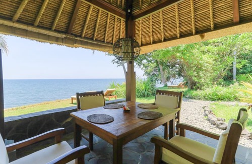 Bukti Hotel | Palm Beach Villas Bali