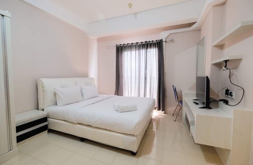Sunter Apartment | Minimalist Studio Room at Sunter Park View Apartment
