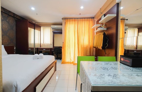 Kebagusan Apartment | Pool View Studio at Kebagusan City Apartment