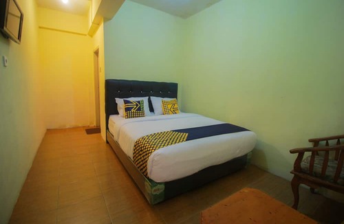Dumai Hotel | SPOT ON 2305 Andys Nur Penginapan