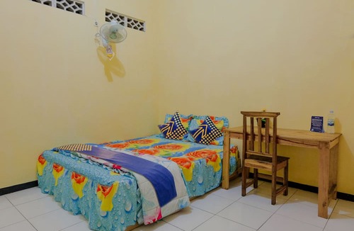 Pacitan Hotel | SPOT ON 1976 Hamana Beach Inn